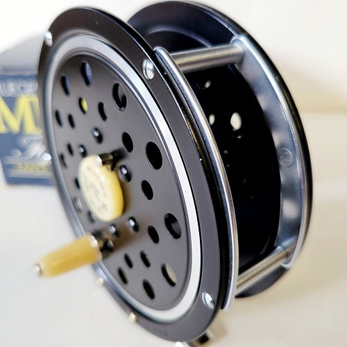 PFLUEGER MEDALIST 1498 FLY REEL